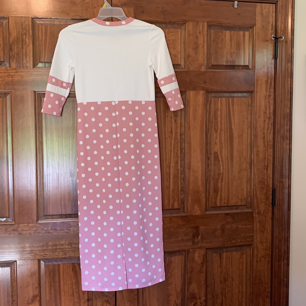 Dress - Picture 4 of 14